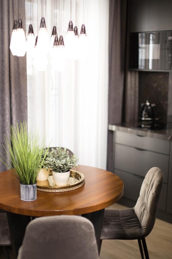 Jacuzzi Apartment Main Square Krakau Buitenkant foto